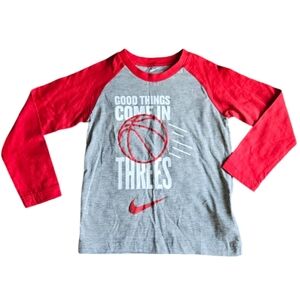 Toddler Nike basketball t-shirt XS 4